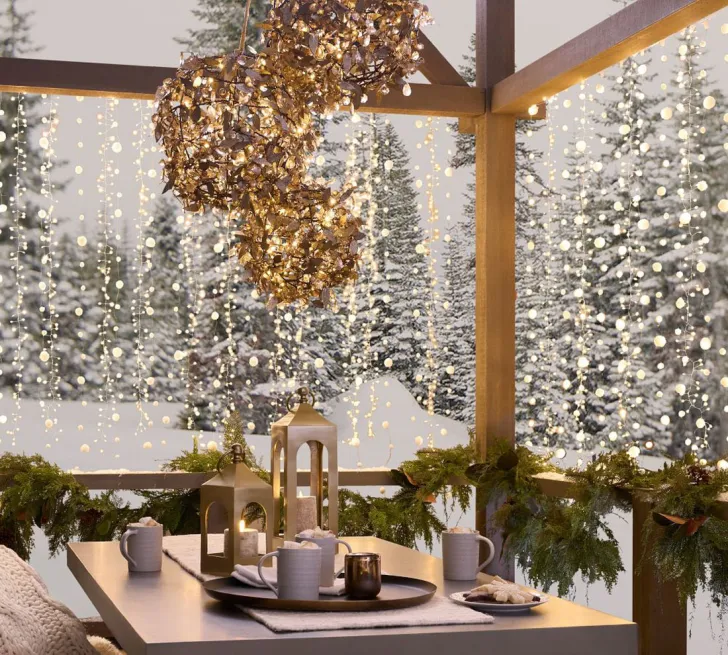 string lights - best Christmas decorations ideas